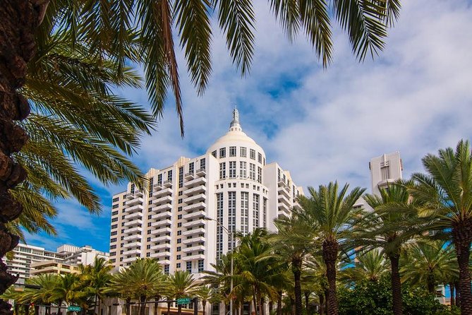 Miami South Beach Art Deco Walking Tour - Ocean Drive’s Influence—and Why the Versace Mansion Matters