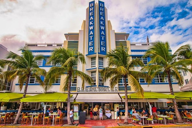 Miami: South Beach Art Deco Walking Tour - Stop One: Miami Beach Architectural District and the Lesson in Style