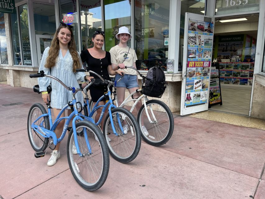 Miami: South Beach Bicycle Rental - Star Island and South Beach Views You Can Actually Stop For