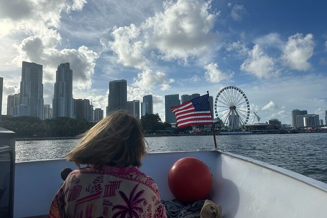 MIAMI: South Beach Cruise Millionaire Homes with Stop & Bus Tour - Downtown Miami + Bayside at Night: Shopping Day, Food and Bars After Dark