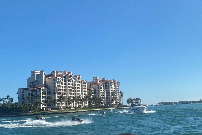 MIAMI: South Beach Cruise Millionaire Homes with Stop & Bus Tour - The Islands: Hibiscus, Fisher, Palm, and Star Island Fame