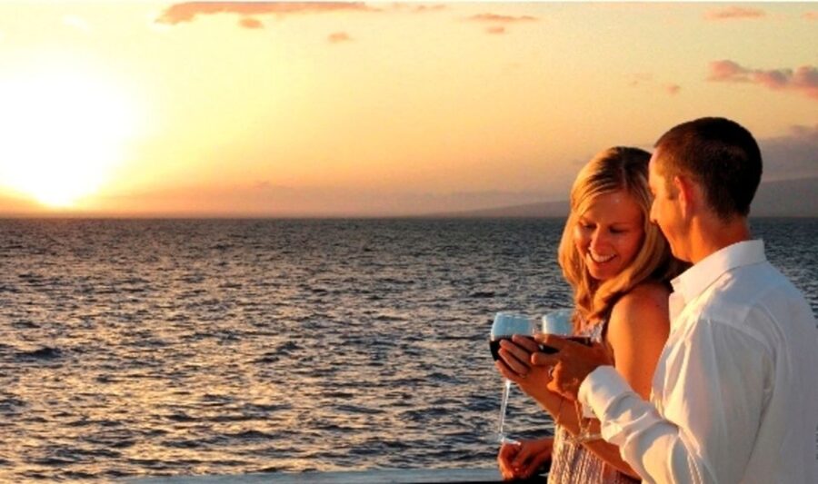 Miami: Sunset Cruise with Celebrity Homes & Open Bar - Open Bar Cocktails: Included Drinks, Real-World Expectations