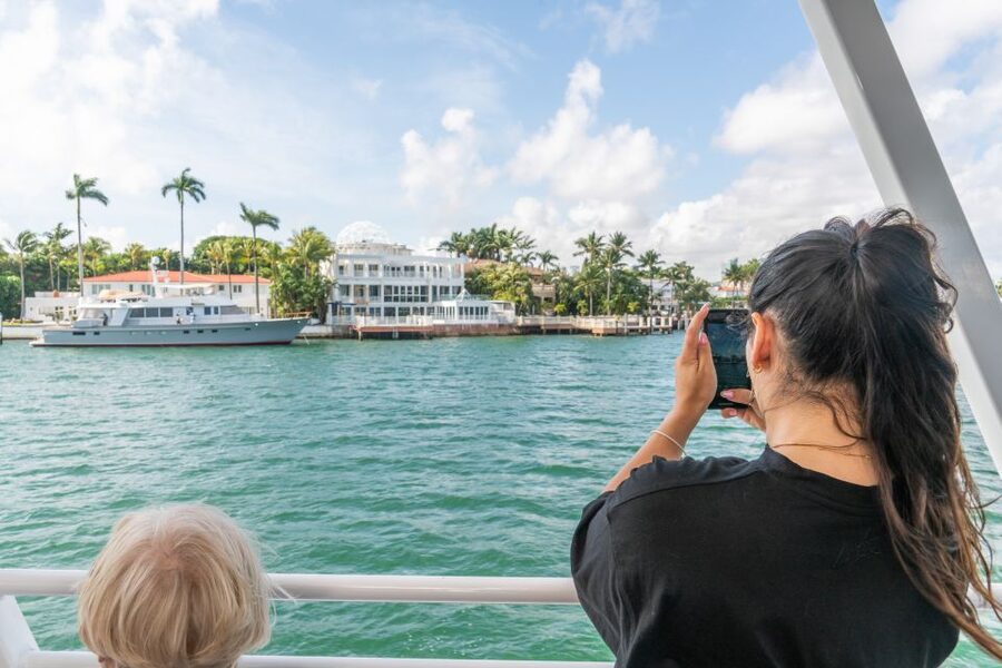 Miami: The Original Millionaire’s Row Cruise - Millionaire’s Row and Star Island homes: what the narration adds