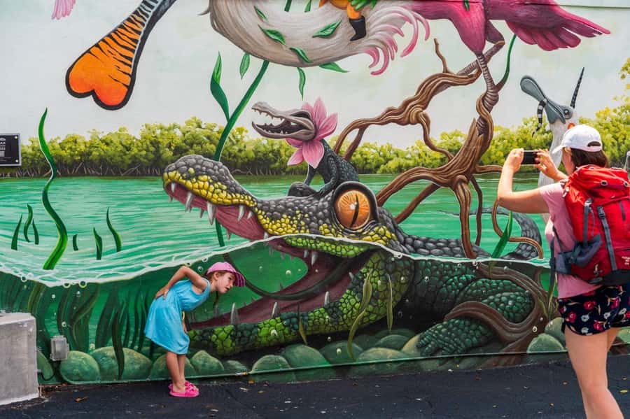 Miami: Wynwood Walls Freestyle Spray Painting & Admission - Key things to know before you go