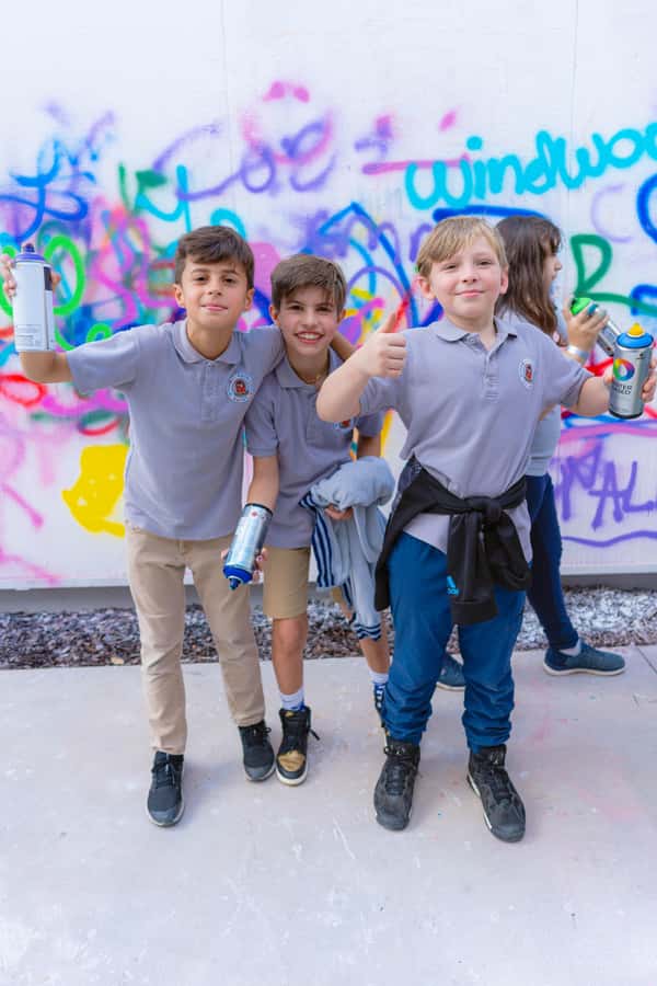Miami: Wynwood Walls Freestyle Spray Painting & Admission - Peter Tunney Experience and the local artist pop-up