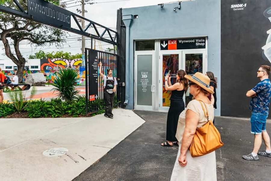 Miami: Wynwood Walls, Galleries, and Murals Guided Tour - Where to Meet and How to Park Near Wynwood