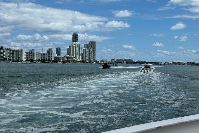 Millionaire Homes Miami Favorite Boat Cruise - Star Island and the Al Capone Legend: More Than a Name