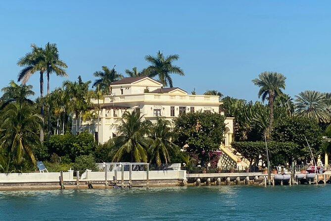 Millionaire Homes Miami Favorite Boat Cruise - Downtown Miami Skyline: The Quickest Way To Get Your Bearings