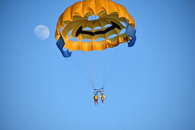 Parasailing with Miami Watersports - What the Crew Adds: Humor, Confidence, and “First-Time Friendly”