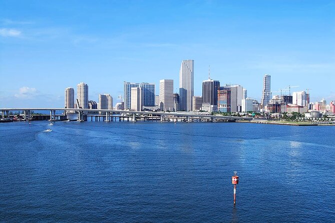 Private City Tour in Miami and Miami Beach - The beige Yukon XL Denali and your pickup-first plan
