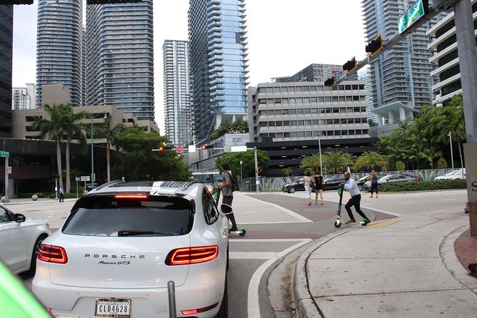 Private Miami City Tour with Expert Guide - South Beach Essentials: Lincoln Road, Española Way, South of 5th, and Ocean Drive