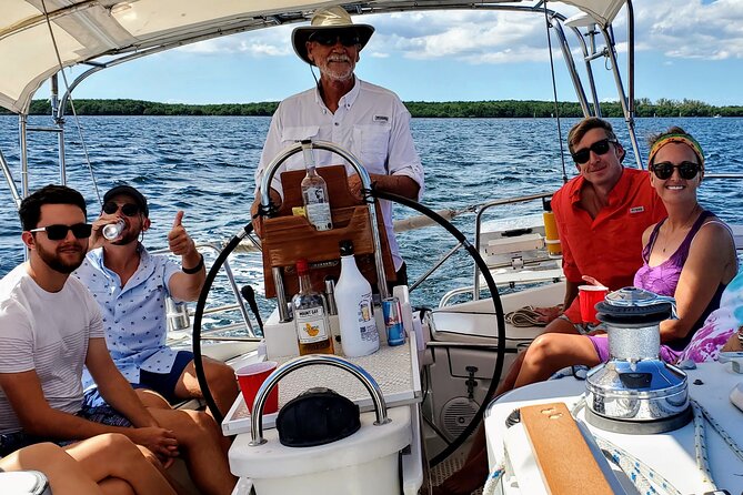 Private Sailing on the Miami Bay - Biscayne Bay - Why this private Biscayne Bay sail beats the big-group trips