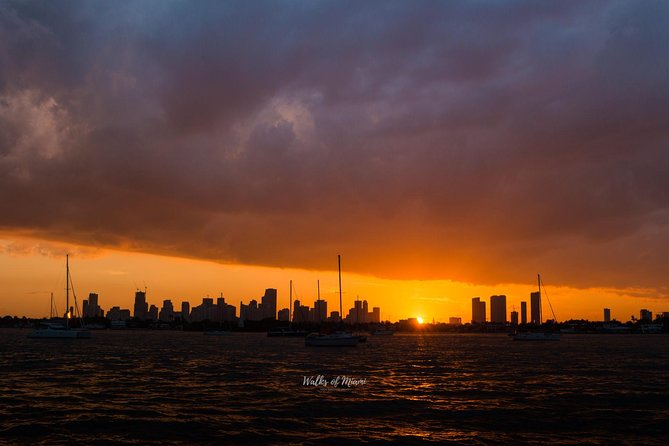 Private Sunset and Night Photo Tour - Locations: Iconic Skyline Views, Plus Multiple Angles