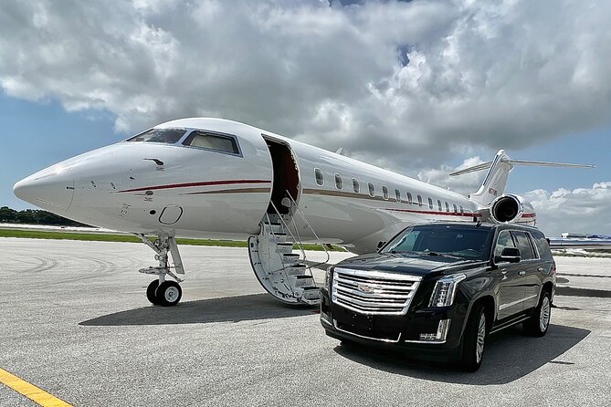 Private SUV Limo Services in Miami FL - The Cadillac Escalade Platinum: built for Miami comfort
