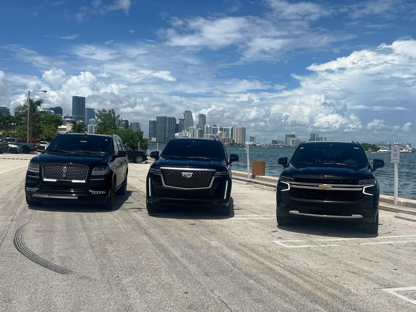 Private SUV Tour Through The City of Miami - Brickell: skyline views with an easy walk (no frantic planning)