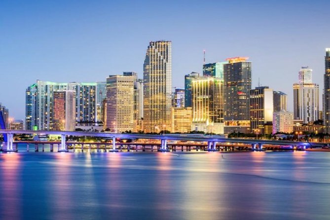 Private Tour: Miami Nighttime Sightseeing - South Beach at Night: Art Deco, Versace, and Film Locations