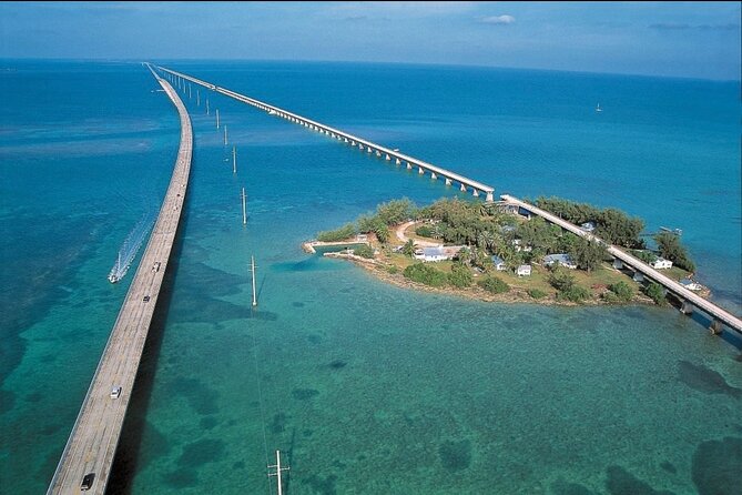 Private Tour to Key West - Key Largo breakfast and bathroom stop: quick, useful, and timed right