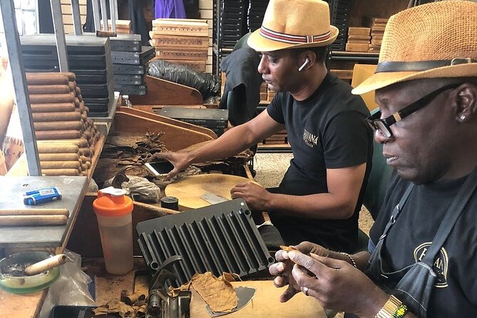 Rum & Cigar Tour With An Expert In Little Havana - Walking logistics in Miami: meeting point, shoes, and how to arrive