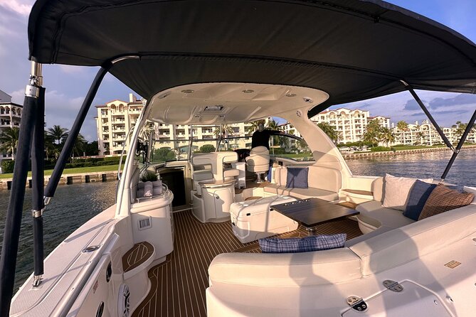 Sail The DREAM Boat From South Beach - Snorkel gear and water toys: how to make the cruise feel active