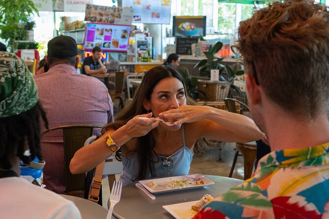 Savor South Beach: A Meal & Cultural Discovery - The Group Size and Pace: Why Small Feels Better in Miami Heat