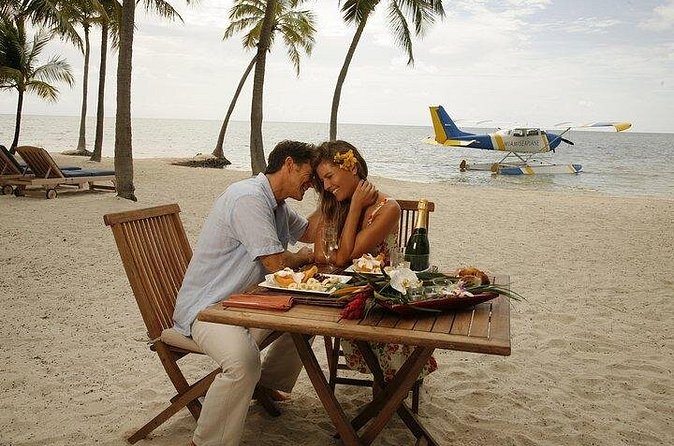 Seaplane Private Flight from Miami with Lunch in the Florida Keys - What you can reasonably expect to see from the air