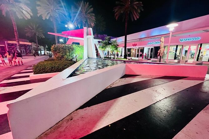 South Beach Cocktails & Bites Tour; Walking Tour Miami Beach - Who should book this South Beach Cocktails & Bites walk?