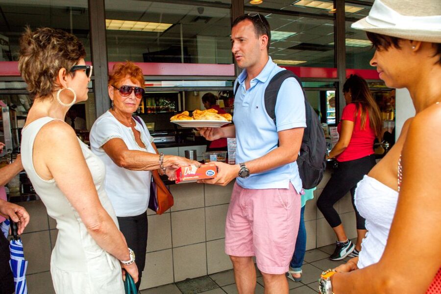 South Beach Tour des Forks: Eat Like a Local - Art Deco architecture you can actually photograph