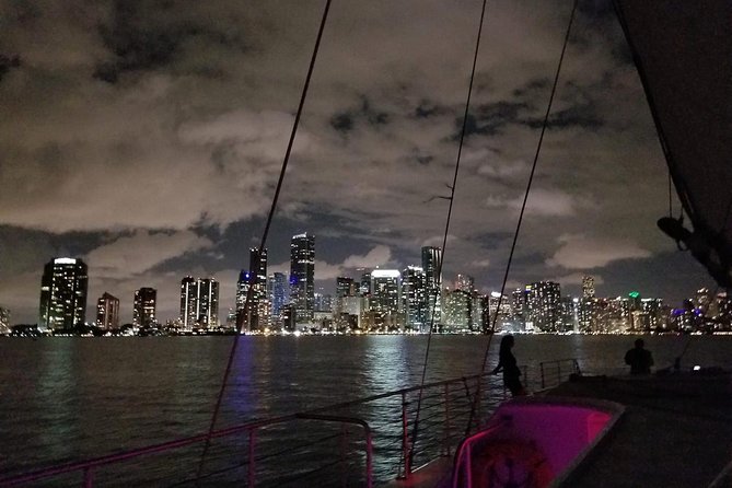 Sunset Sail in Miami: Complimentary Champagne Toast - Drinks and snacks: what’s included, what costs extra, and the no-alcohol-from-home rule