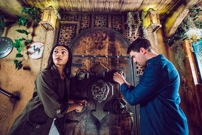 The Escape Game at Brickell City Centre in Miami - The guide is part of the experience: help when you need it