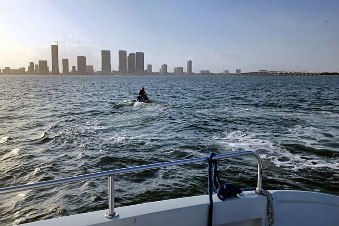 The Ultimate Water Experience in Miami with Drinks and Jet Skis - What to bring: the stuff that keeps the day comfortable