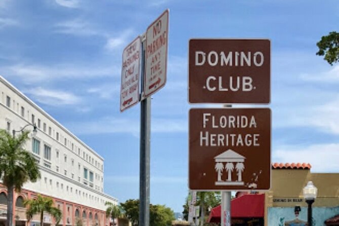 Tour Miami - Starting at 340 Biscayne Blvd: Easy Meeting Point, No Hotel Pickup