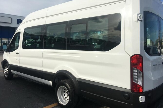 Transportation Service Miami Hotel - Port of Miami - The ride itself: air-conditioning, WiFi, and what to do with Miami traffic