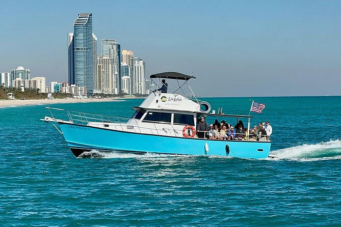 Up to 34Pax Bachelorette Party Boat & Yacht Rental Miami - What’s actually onboard: space, comfort, and included gear