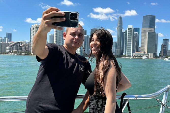 VIATOR EXCLUSIVE CRUISE: Miami Party Boat & Millionaire Homes - Timing, Light, and the Photo Reality on a Boat