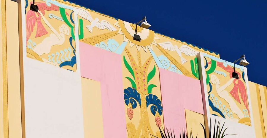 Walking Tour with Cocktails(optional) Miami - Walking Ocean Drive With a Real Reason to Look Up