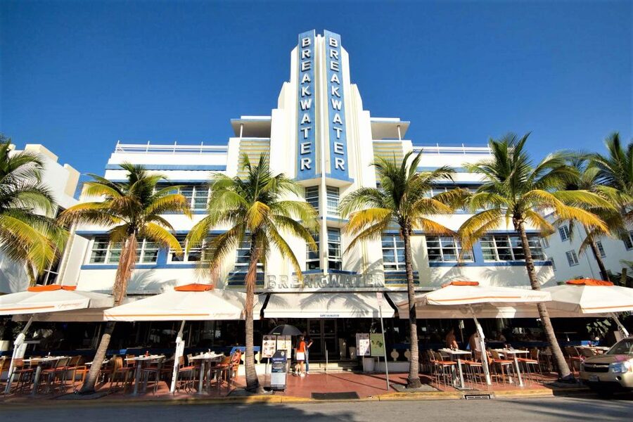 Walking Tour with Cocktails(optional) Miami - The People Behind the Buildings: Pioneers, Mob, and Hollywood