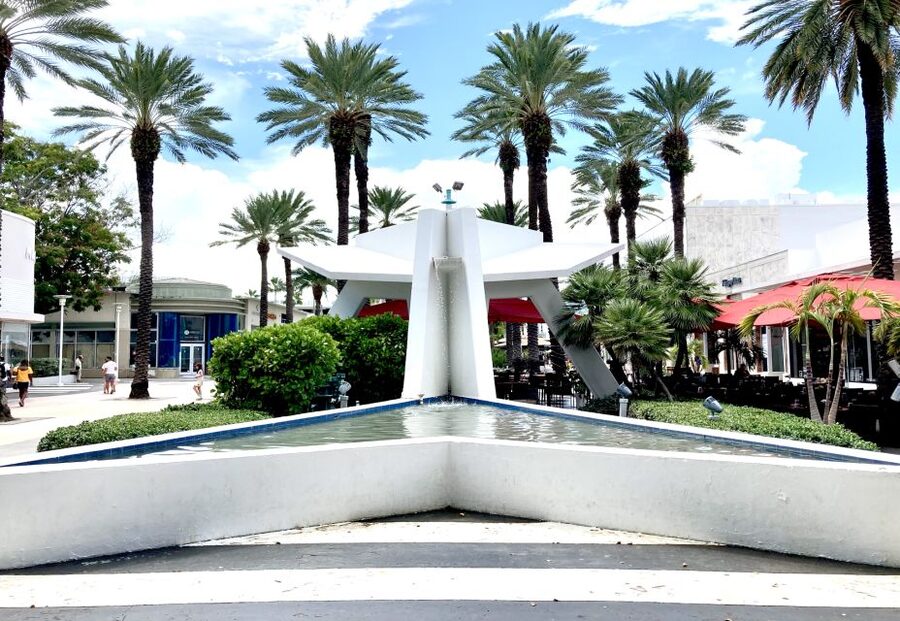 Walking Tour with Cocktails(optional) Miami - Learning Art Deco the Easy Way: What to Look For
