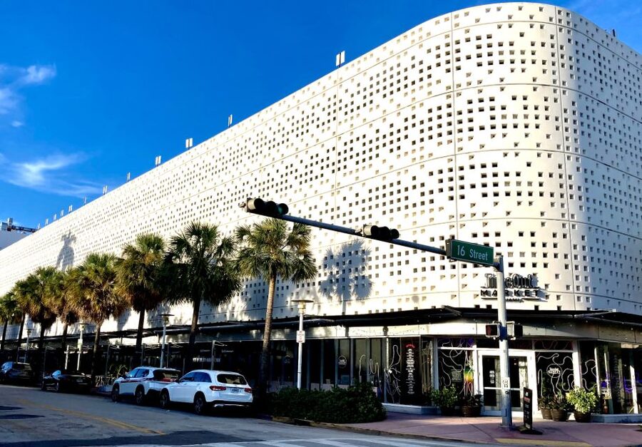 Walking Tour with Cocktails(optional) Miami - Price and Value: Is $40 Worth It?