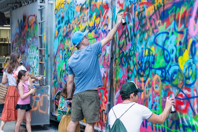 Wynwood Walls Admission and Official Spray Painting Experience - Augmented reality murals: extra context without extra effort
