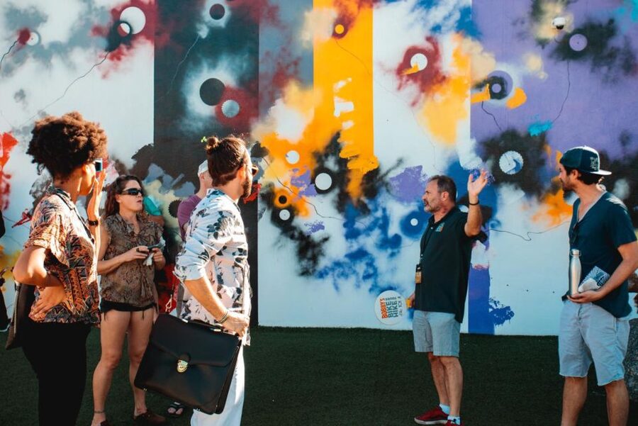 Wynwood Walls Street Art & Neighborhood Walking Tour - Meeting at La Sandwicherie: finding your tour fast
